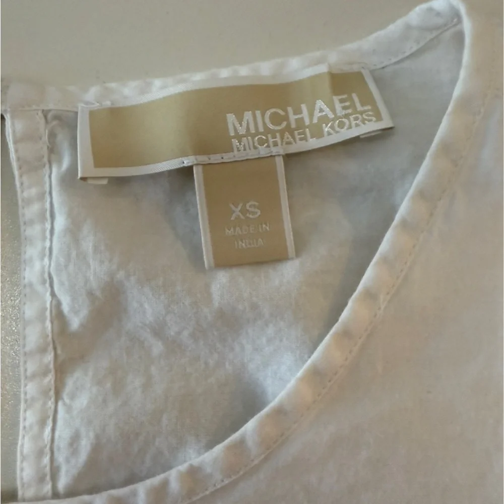 Michael Kors White and Black Patterned Short Sleeve Top, XS